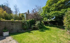 Stunning Large Victorian Maisonette With Sea View