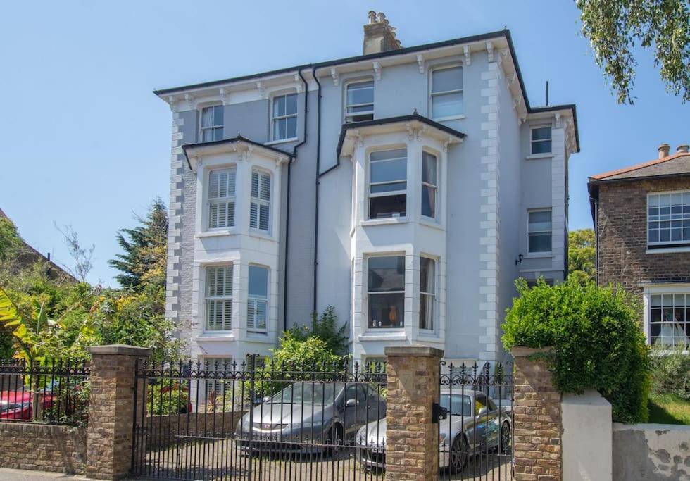 Stunning Large Victorian Maisonette With Sea View Deal Exterior photo